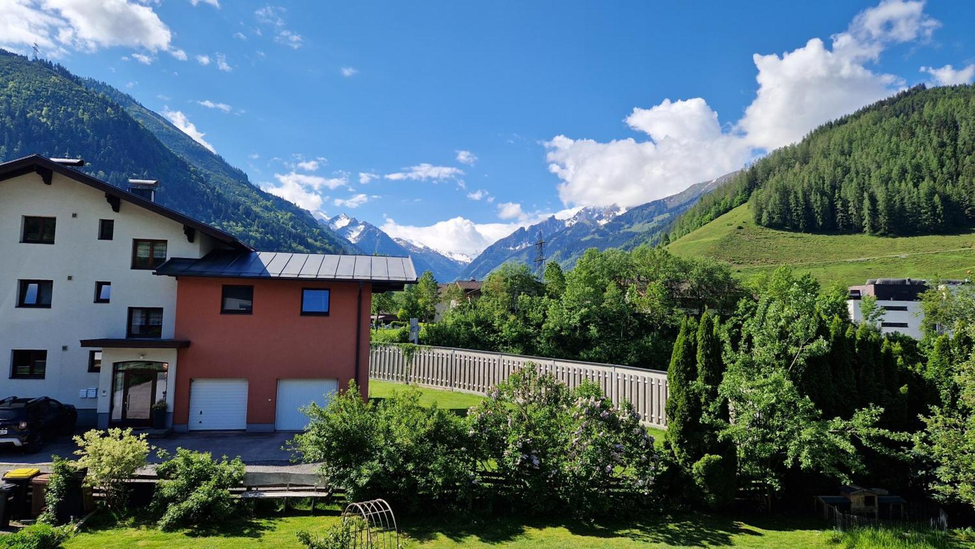 Alp Haus Grossglockner Apartment Bruck an der Grossglocknerstrasse Luaran gambar