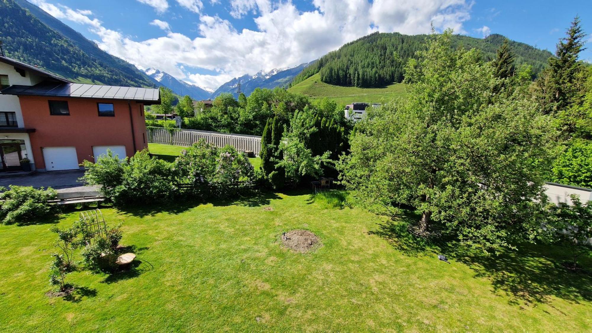 Alp Haus Grossglockner Apartment Bruck an der Grossglocknerstrasse Luaran gambar