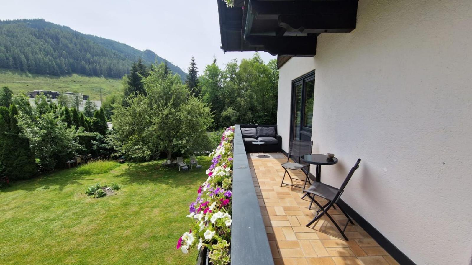 Alp Haus Grossglockner Apartment Bruck an der Grossglocknerstrasse Luaran gambar
